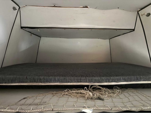 Volkswagen - 251 - camper - 1988 - afbeelding 18 van  35