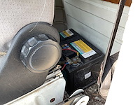 Volkswagen - 28 kampeerauto - camper - afbeelding 8 van  24