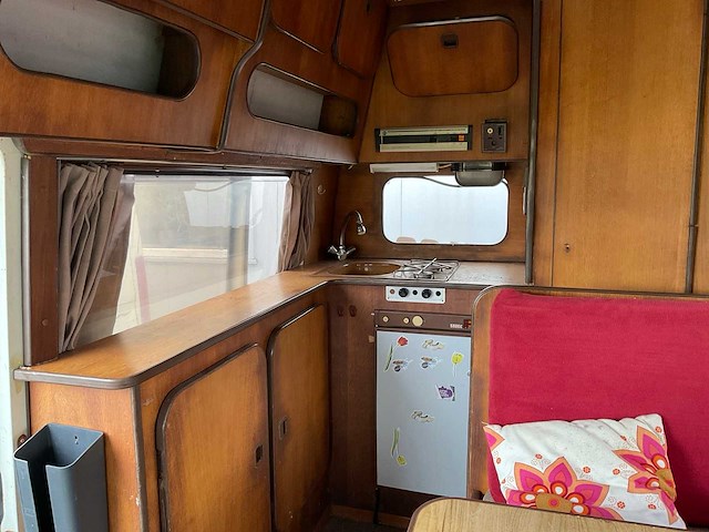 Volkswagen - 28 kampeerauto - camper - afbeelding 2 van  31