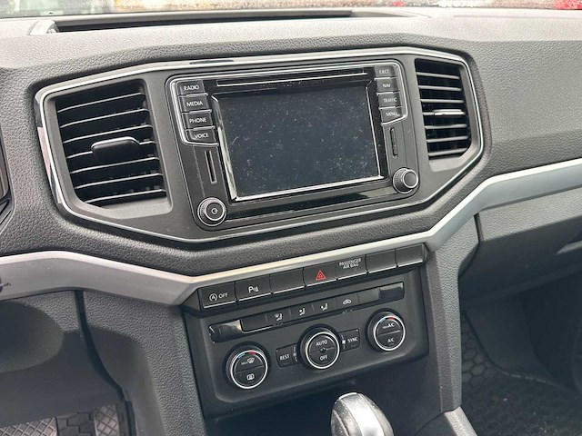 Volkswagen - amarok - 3.0 tdi 4m dc high - car - 2017 - important | engine broken! - afbeelding 3 van  38