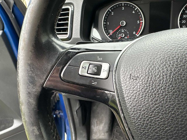 Volkswagen - amarok - 3.0 tdi 4m dc high - car - 2017 - important | engine broken! - afbeelding 8 van  38