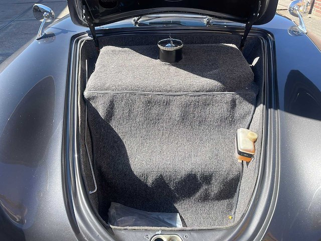 Volkswagen - apal 356 speedster - oldtimer - afbeelding 14 van  16