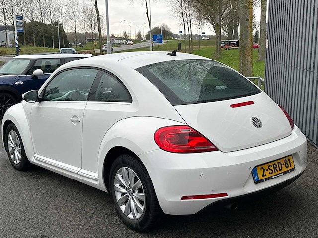Volkswagen - beetle - 1.2 tsi design - car - 2013 - afbeelding 24 van  29