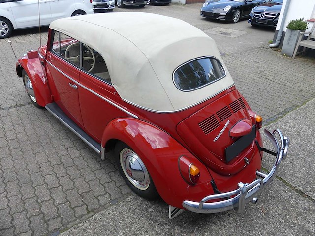 Volkswagen - beetle cabriolet - oldtimer - afbeelding 22 van  54