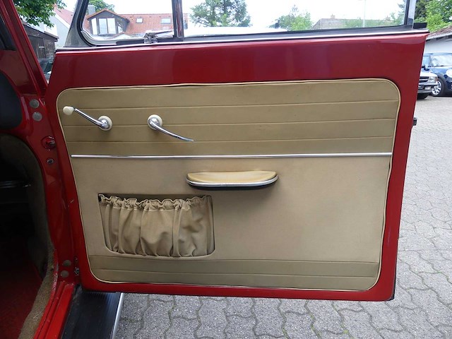 Volkswagen - beetle cabriolet - oldtimer - afbeelding 38 van  54
