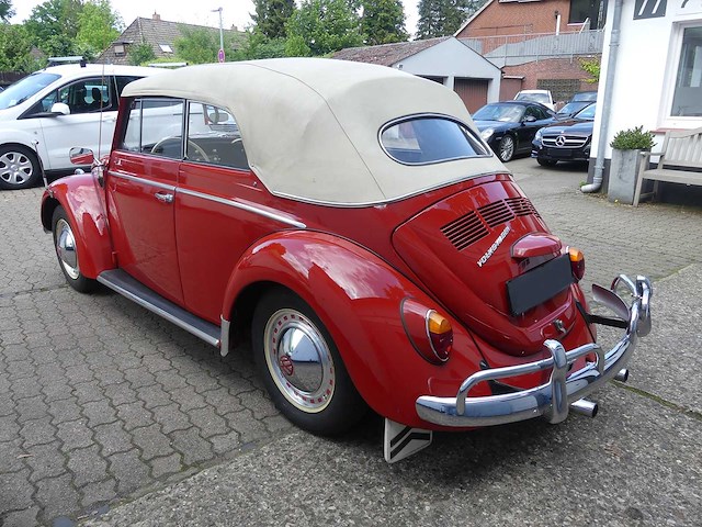 Volkswagen - beetle cabriolet - oldtimer - afbeelding 53 van  54