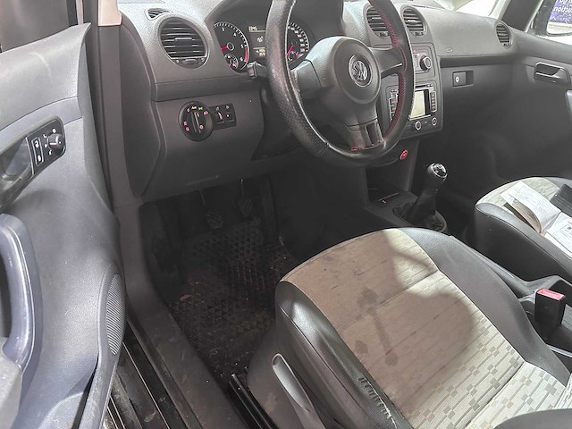 Volkswagen - caddy - 1.6 tdi - 5-vzz-70 - afbeelding 3 van  3