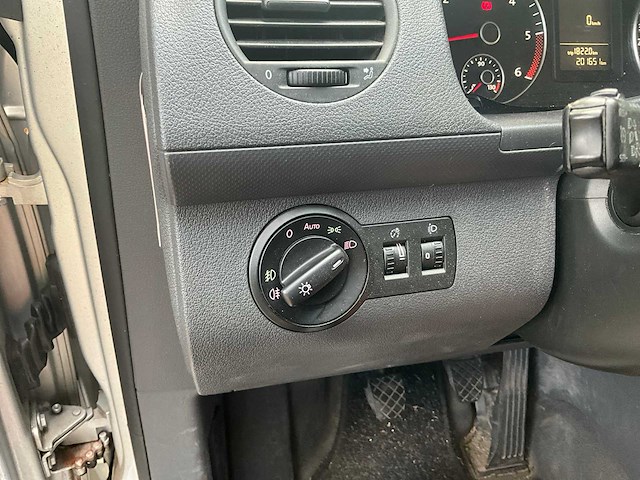 Volkswagen - caddy - 1.6 tdi - bedrijfswagen - afbeelding 9 van  31