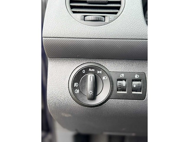 Volkswagen - caddy - 1.6 tdi - bedrijfswagen - afbeelding 2 van  16