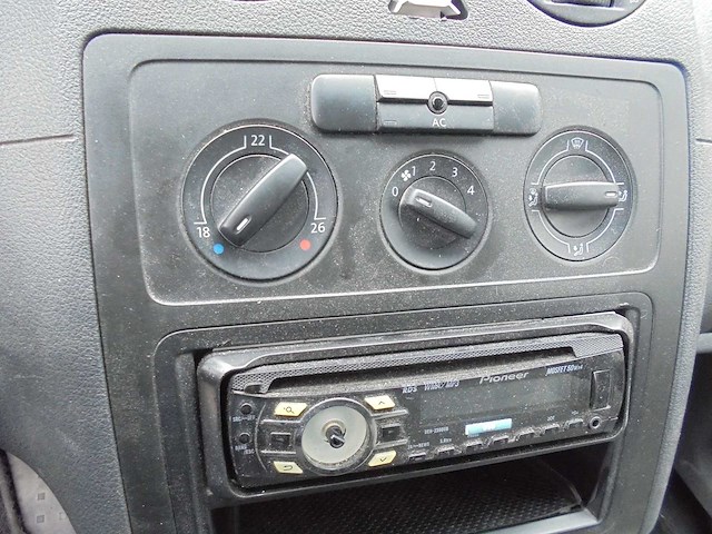 Volkswagen - caddy - 2.0 sdi - 03-vzg-2 - afbeelding 2 van  11