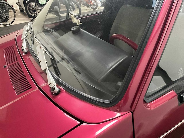 Volkswagen - caddy - oldtimer - 1985 - afbeelding 9 van  21