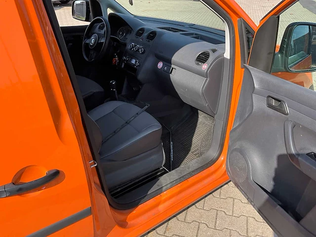 Volkswagen - caddy 2.0 - van - afbeelding 24 van  39