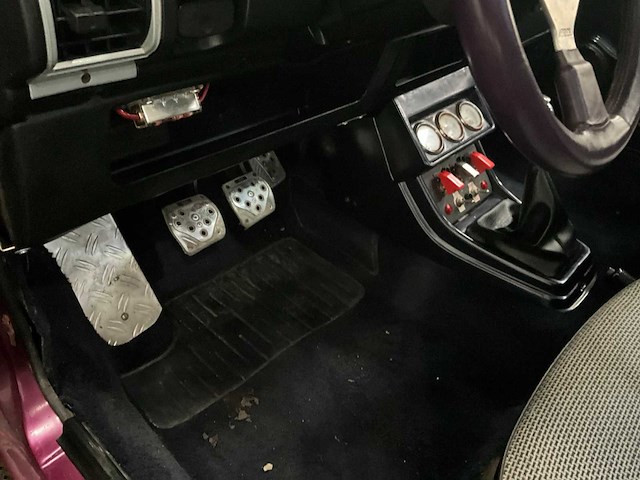 Volkswagen - caddy oldtimer - 1985 - afbeelding 11 van  28