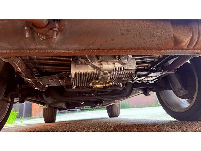 Volkswagen - camper - t2 - oldtimer - afbeelding 24 van  35