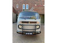 Volkswagen - camper - t2 - oldtimer - afbeelding 12 van  35