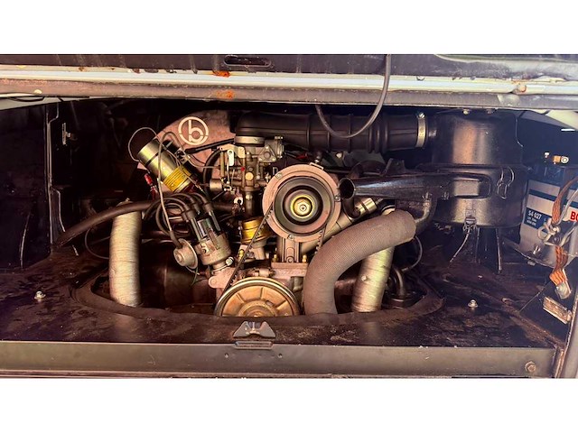 Volkswagen - camper - t2 - oldtimer - afbeelding 27 van  35