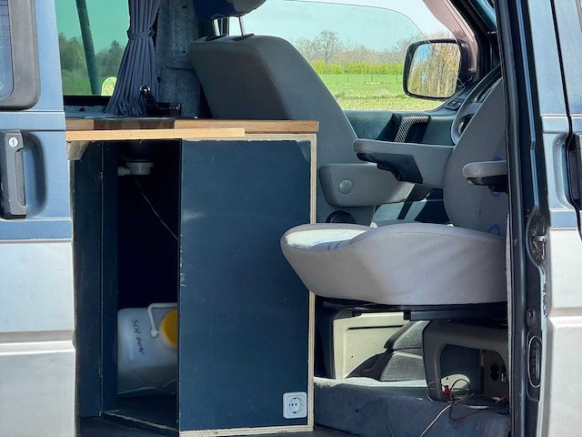 Volkswagen - caravelle gl - t4 - camper - 9-tlz-91 - afbeelding 2 van  30