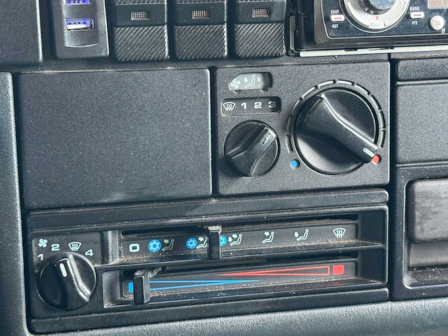 Volkswagen - caravelle gl - t4 - camper - 9-tlz-91 - afbeelding 19 van  30