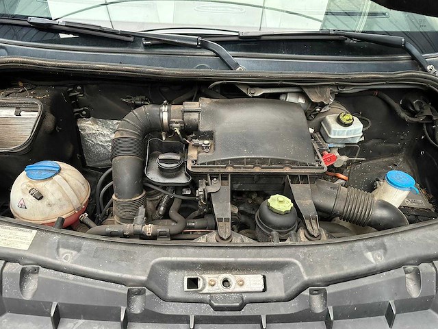 Volkswagen - crafter - 35 2.0 tdi l2h2 bm - v-156-vg - afbeelding 7 van  25