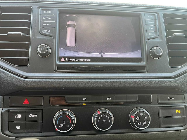 Volkswagen - crafter - 35 2.0 tdi l3h3 hi - bedrijfswagen - afbeelding 15 van  25