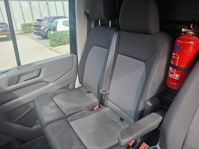 Volkswagen - crafter - 35 2.0 tdi l3h3 hi - bedrijfswagen - afbeelding 2 van  34