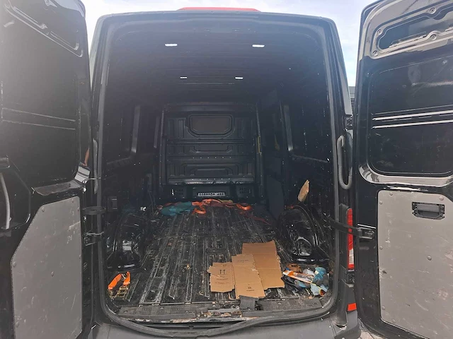 Volkswagen - crafter - 35 2.0 tdi l3h3 hi - bedrijfswagen - afbeelding 13 van  34