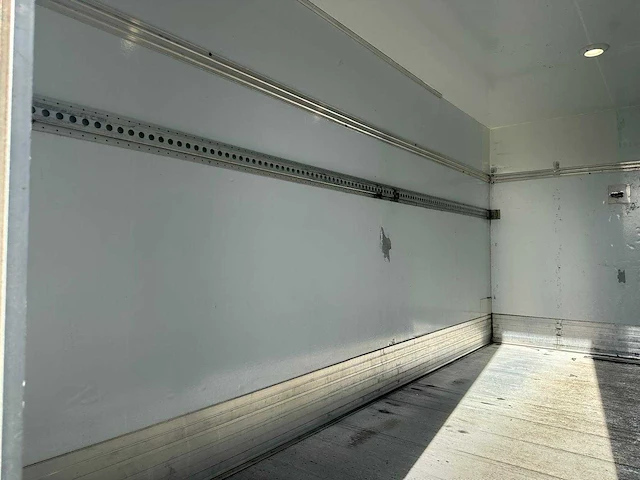 Volkswagen - crafter - 35 2.0 tdi l4 tr - vlb-90-s - afbeelding 11 van  22