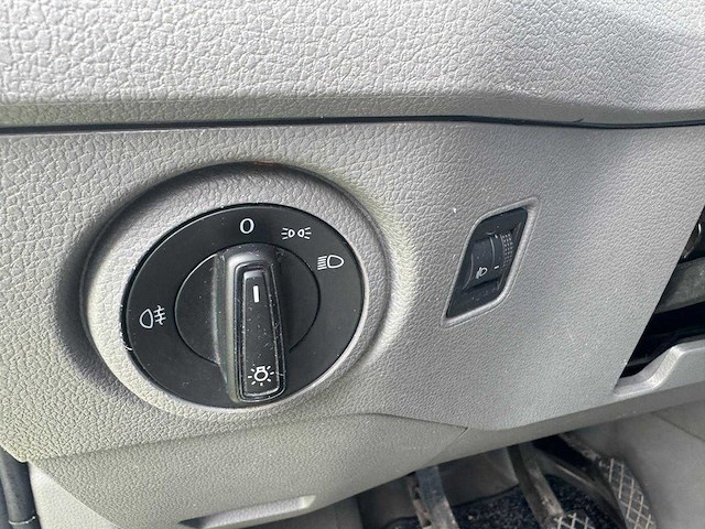 Volkswagen - crafter - 35 2.0 tdi l4h3 - vjl-75-h - afbeelding 5 van  26