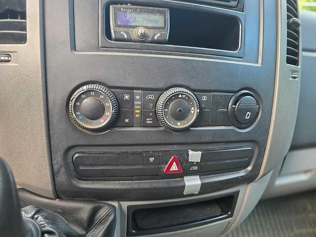 Volkswagen - crafter - 35 2.5 tdi l3h4- 81-vxb-3 - bedrijfswagen - afbeelding 7 van  22