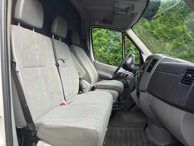Volkswagen - crafter - 35 2.5 tdi l3h4- 81-vxb-3 - bedrijfswagen - afbeelding 10 van  22
