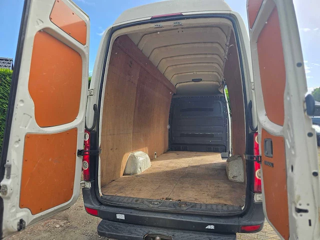 Volkswagen - crafter - 35 2.5 tdi l3h4- 81-vxb-3 - bedrijfswagen - afbeelding 20 van  22