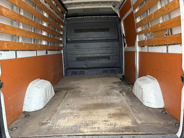 Volkswagen - crafter - 46 2.0 tdi l2h1 - vh-073-d - afbeelding 9 van  10