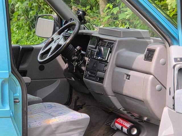 Volkswagen - dehler t4 - camper - 2.4l - automaat - 1992 - afbeelding 6 van  19
