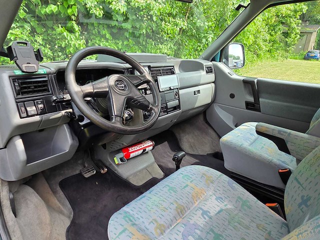 Volkswagen - dehler t4 - camper - 2.4l - automaat - 1992 - afbeelding 2 van  18