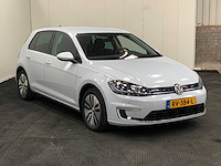Volkswagen - e-golf - 5-drs - 2018 - warmtepomp - afbeelding 12 van  20