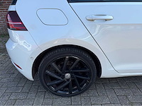 Volkswagen - e-golf - personenauto - 2017 - afbeelding 19 van  29