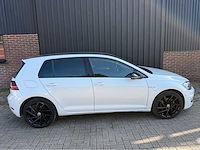 Volkswagen - e-golf - personenauto - 2017 - afbeelding 24 van  29