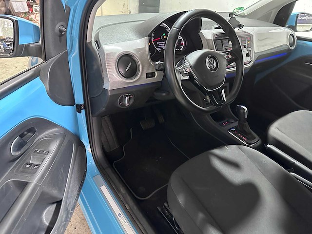 Volkswagen - e-up! - e-up! hi-up - nl - 2022 - afbeelding 14 van  16