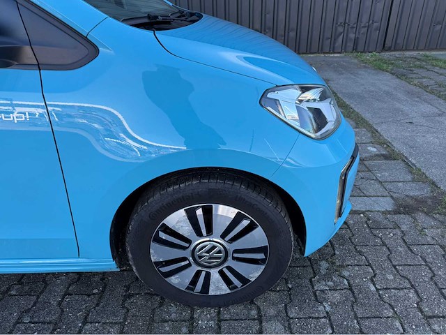 Volkswagen - e-up! - personenauto - 2016 - afbeelding 8 van  12