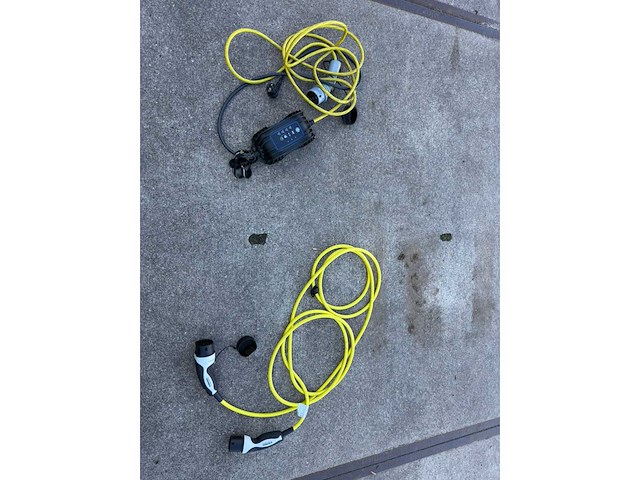 Volkswagen - e-up! - personenauto - 2016 - afbeelding 11 van  28