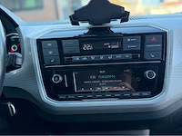 Volkswagen - e-up! - personenauto - 2016 - afbeelding 6 van  29