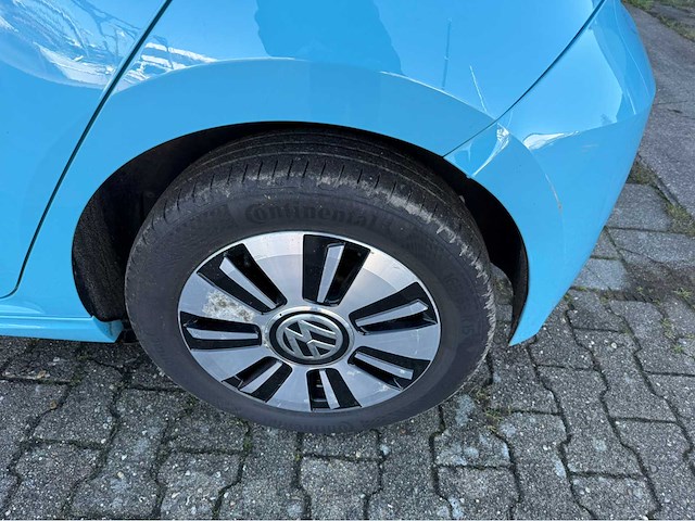 Volkswagen - e-up! - personenauto - 2016 - afbeelding 13 van  29