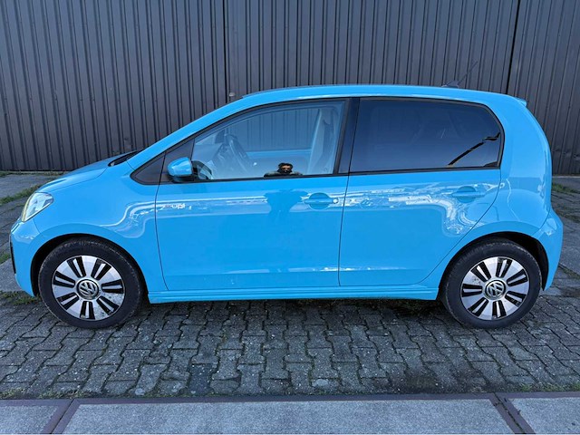 Volkswagen - e-up! - personenauto - 2016 - afbeelding 23 van  29
