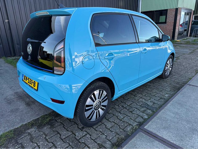 Volkswagen - e-up! - personenauto - 2016 - afbeelding 28 van  29