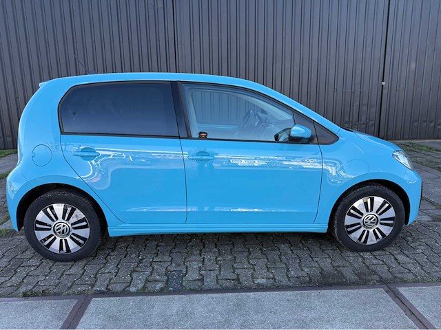 Volkswagen - e-up! - personenauto - 2016 - afbeelding 29 van  29