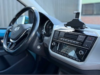 Volkswagen - e-up! - personenauto - 2016 - afbeelding 13 van  27