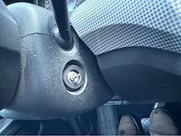 Volkswagen - e-up! - personenauto - 2016 - afbeelding 14 van  27
