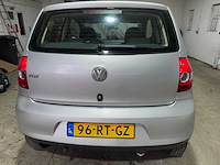 Volkswagen - fox - 1.2 trendline - 96-rt-gz- 2005 - afbeelding 2 van  2
