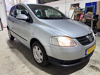 Volkswagen - fox - 1.2 trendline - 96-rt-gz- 2005 - afbeelding 6 van  7