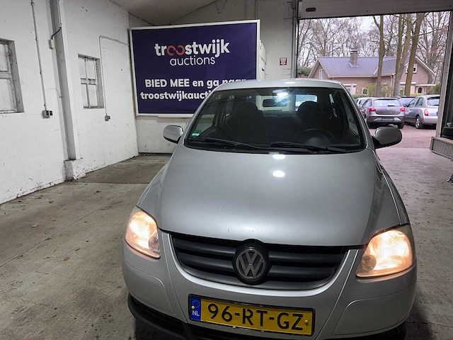 Volkswagen - fox - 1.2 trendline - 96-rt-gz- 2005 - afbeelding 5 van  6